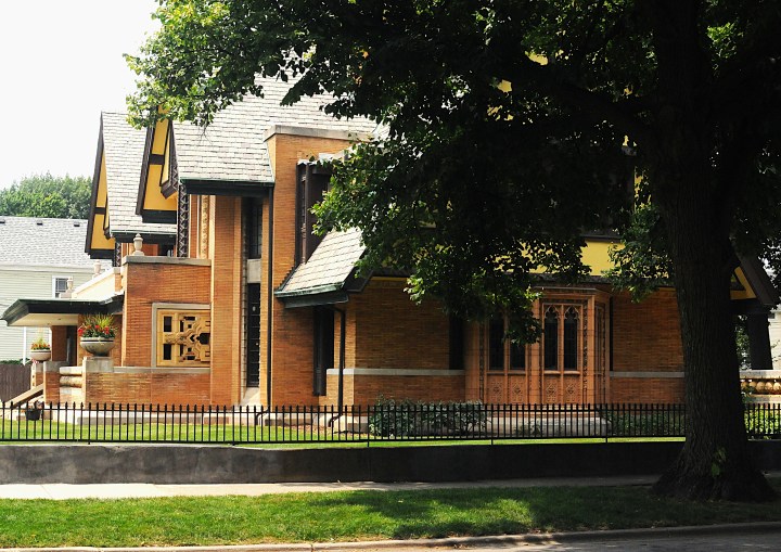Moore-Dugal House