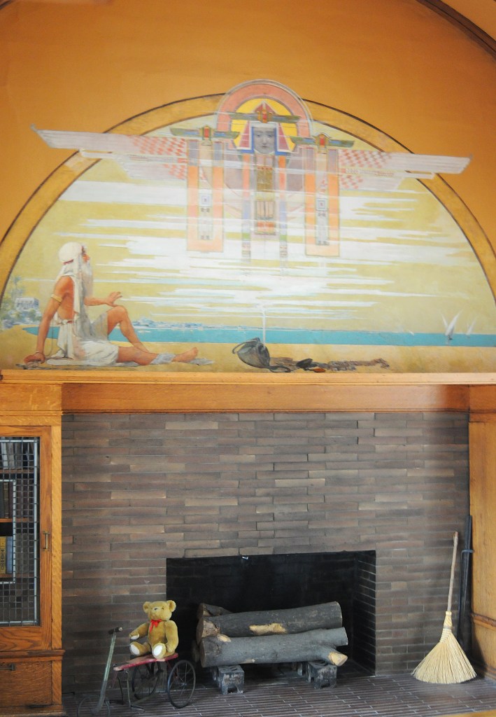 Arabian Nights fresco in Frank Lloyd Wright home playroom